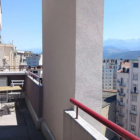 Geoffrey - T2 Avec 2 Balcons Vue Panoramique • 4 Pers • Appartement *
